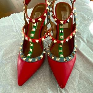Valentino sandals.Valentino Multicolor leather Rockstud sandals size 36 /5.5 US